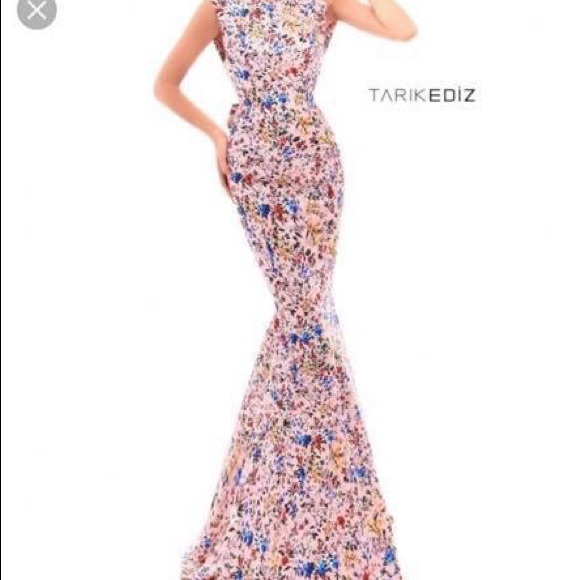 Prom Dress - Picture 2 of 8